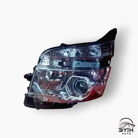 Toyota Voxy 2010-2014 DBA-ZRR70W Headligh - BYEH AUTO