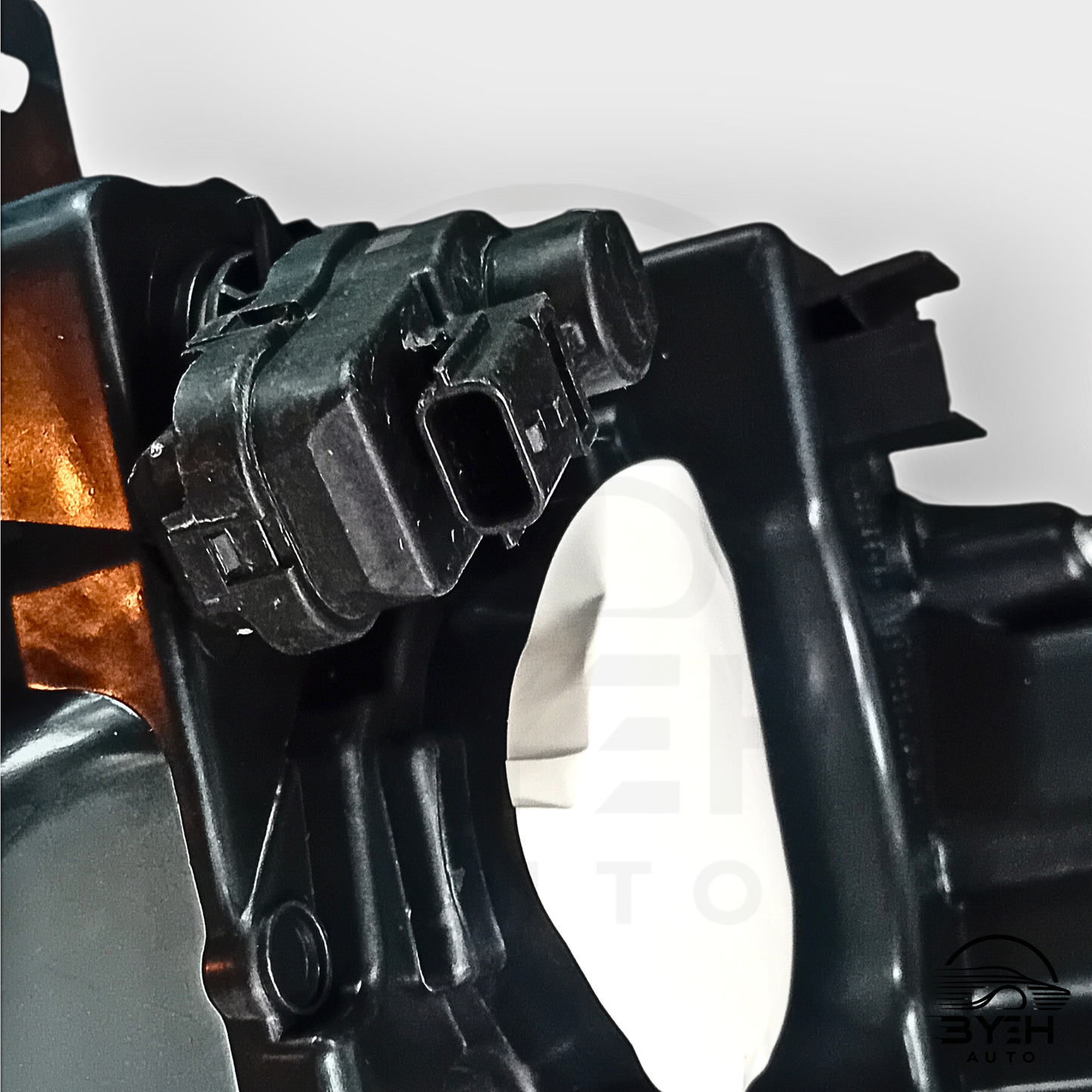 2012 – 2014 Nissan Latio SC11 Headlights (Left, Right)