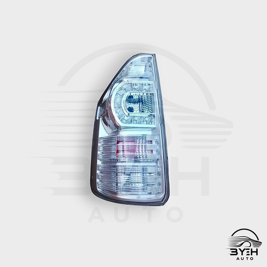 2010–2014 Toyota Voxy Taillight – ZRR70W