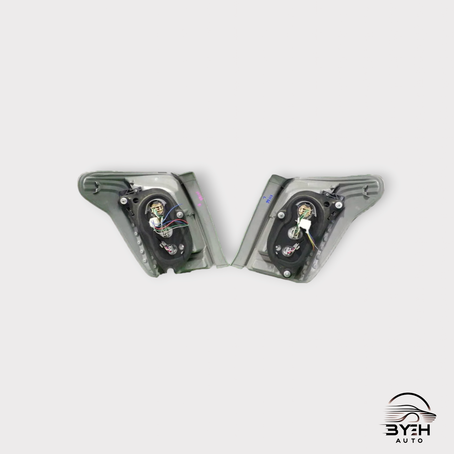 2006-2012 Toyota Fielder Taillight Assembly