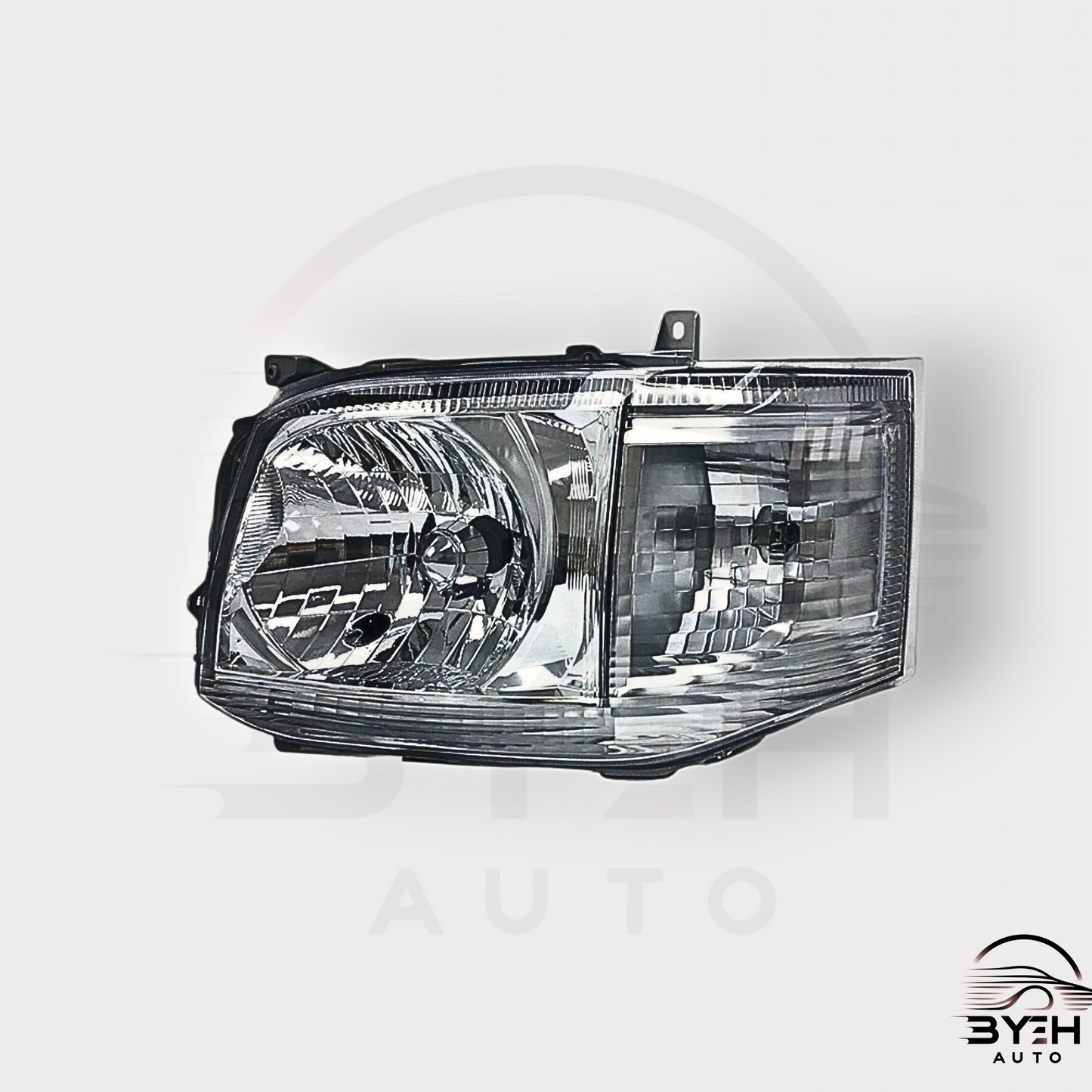 2010-2013 Toyota Hiace H200 Headlight