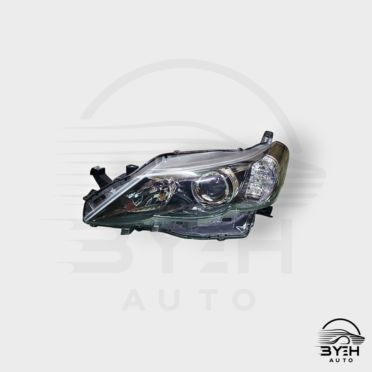 2010–2012 Toyota Mark X Headlight (Dark Background) – GRX130