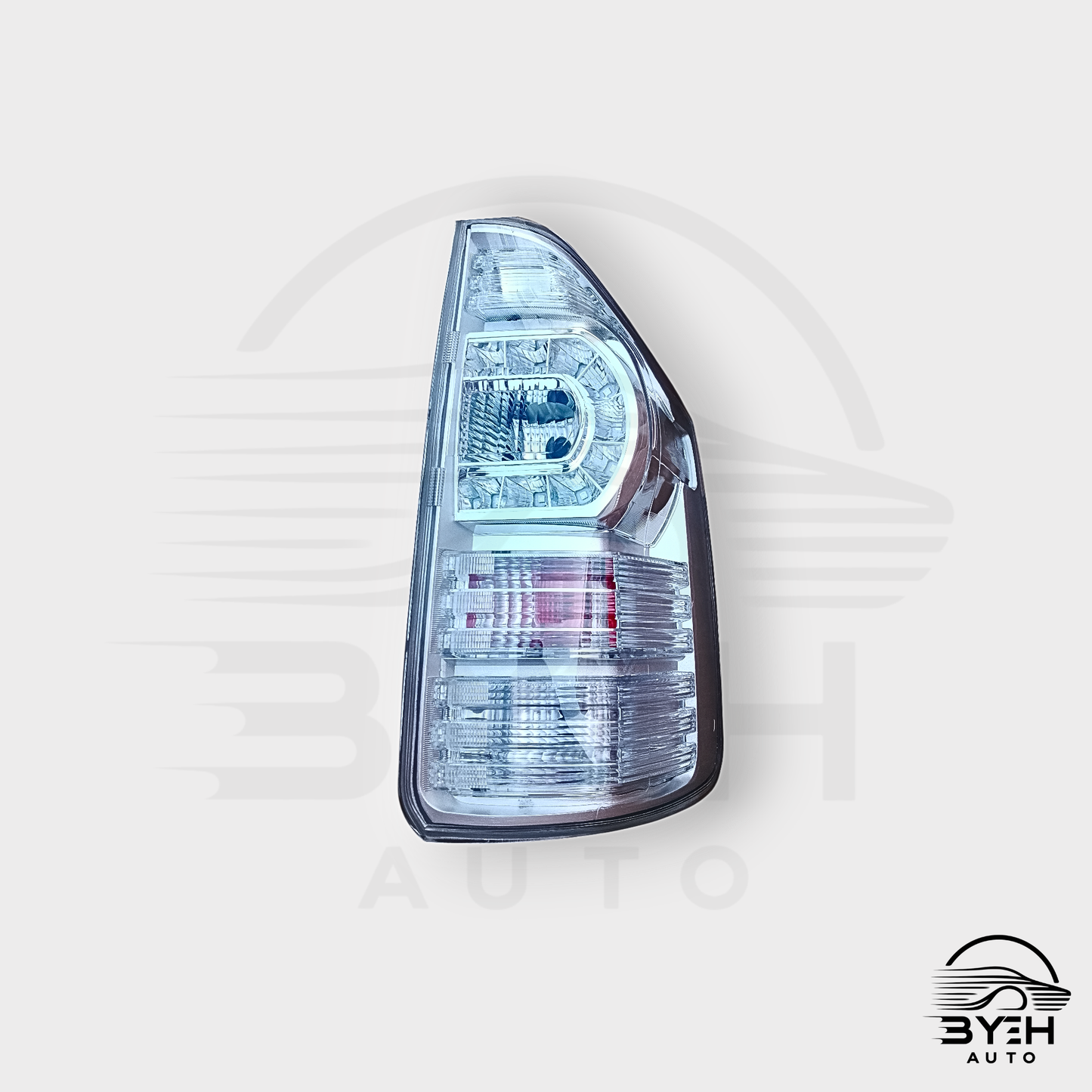 2010–2014 Toyota Voxy Taillight – ZRR70W