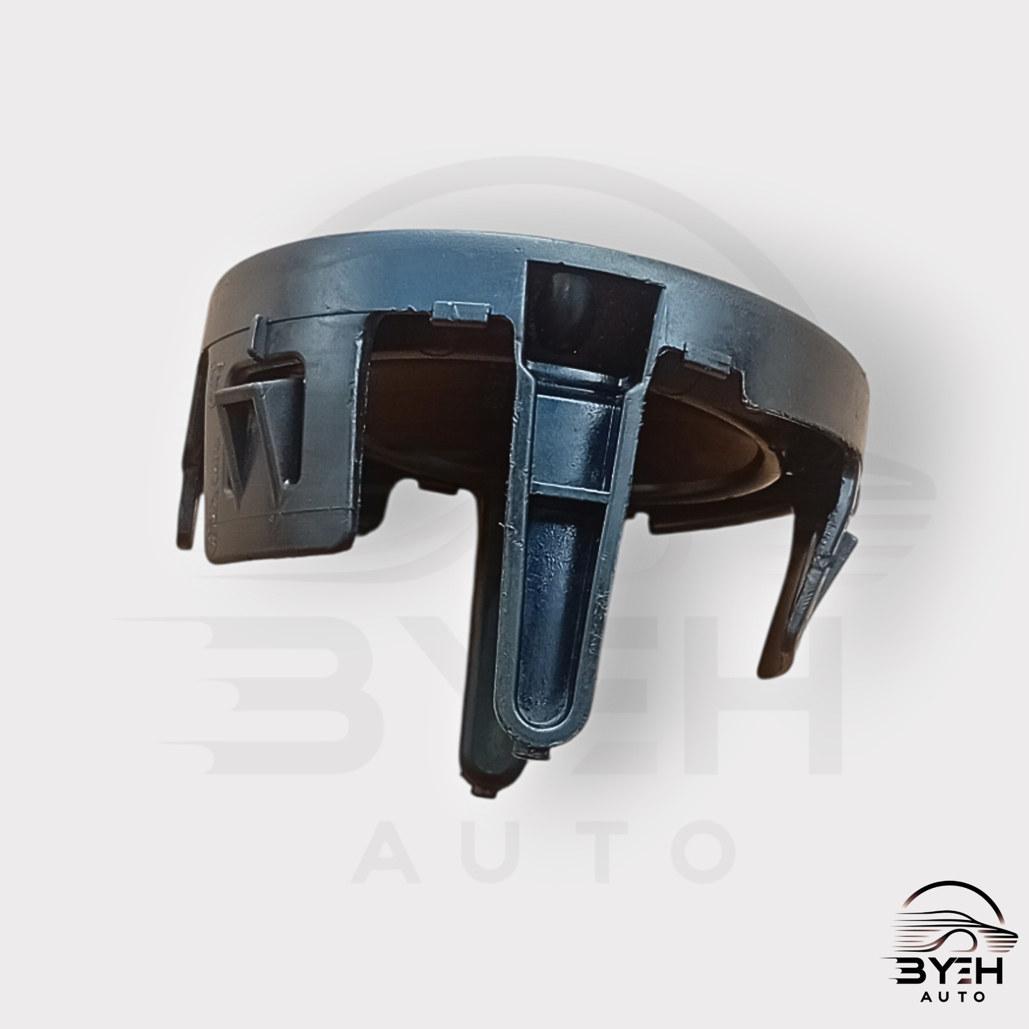 Used Genuine Nissan Front Bumper Cover Finisher (62050-CY000)