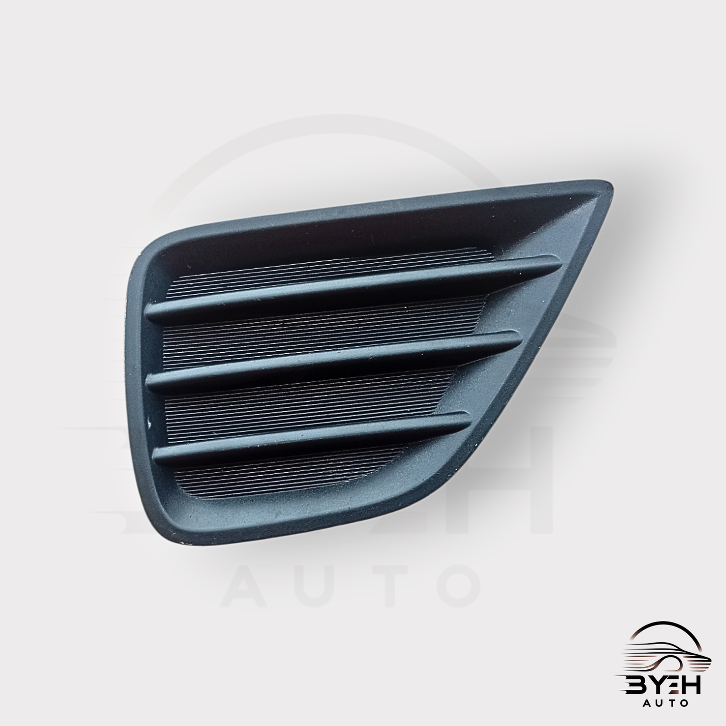 2010 - 2012 Toyota Mark X Front Bumper Hole Cover - High-Quality Replacement